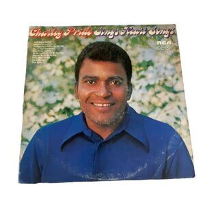 Charley Pride Sings Heart Songs Vintage Vinyl Record- 12 in-1971-GUC